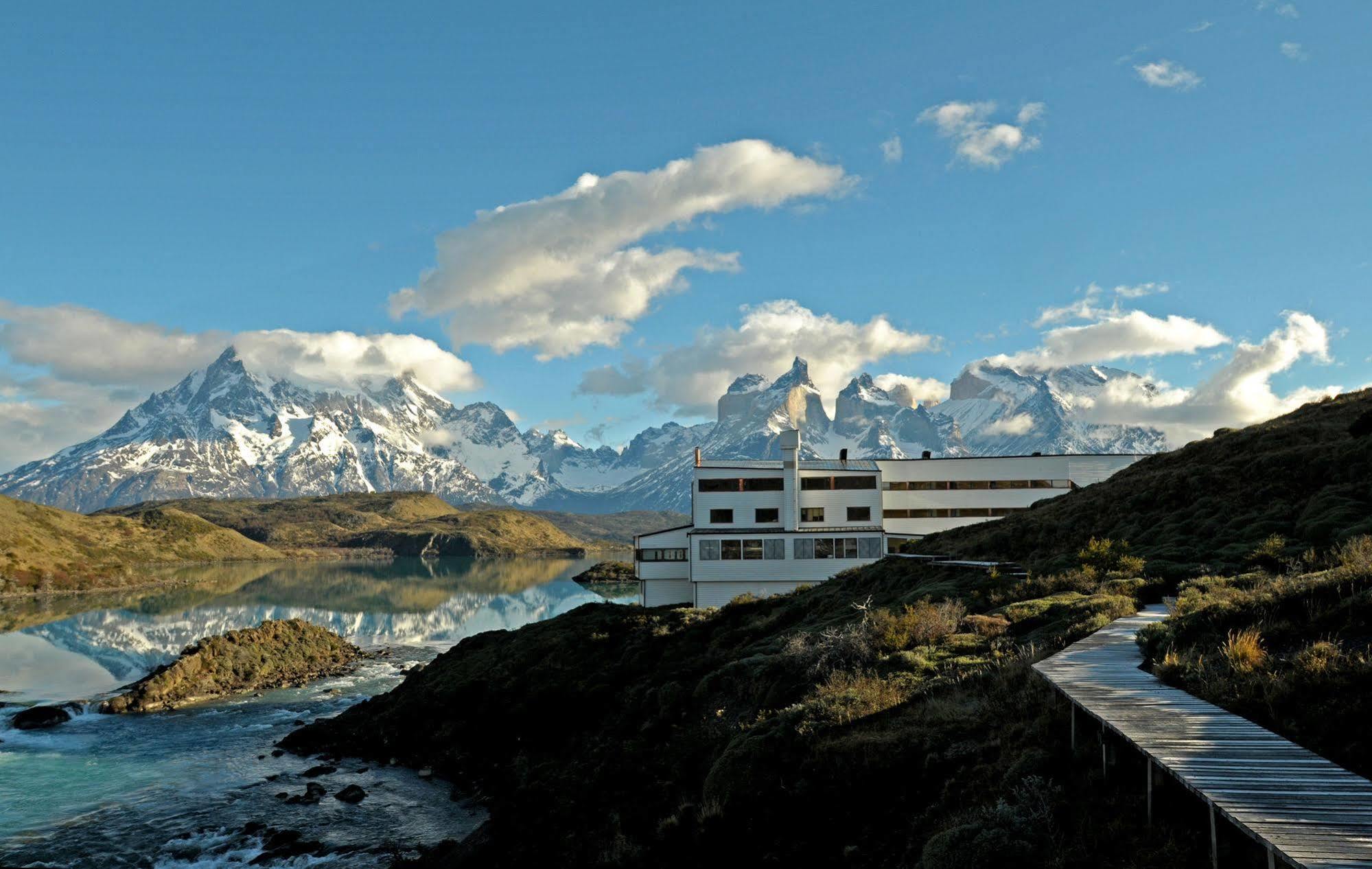 Explora En Torres Del Paine Villa Torres del Paine National Park Екстериор снимка